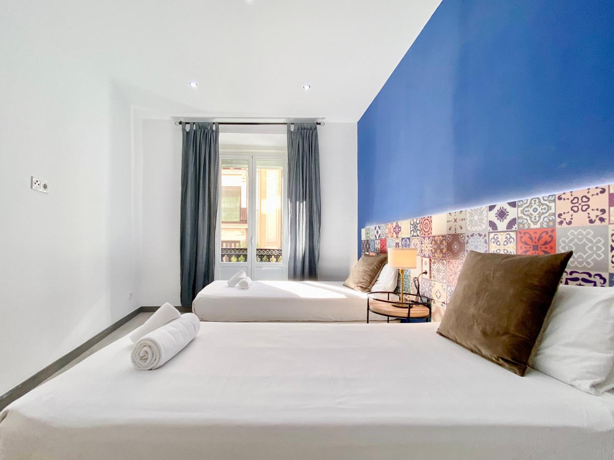 Charming Puerta Del Sol Center Apartment Madrid Exterior photo